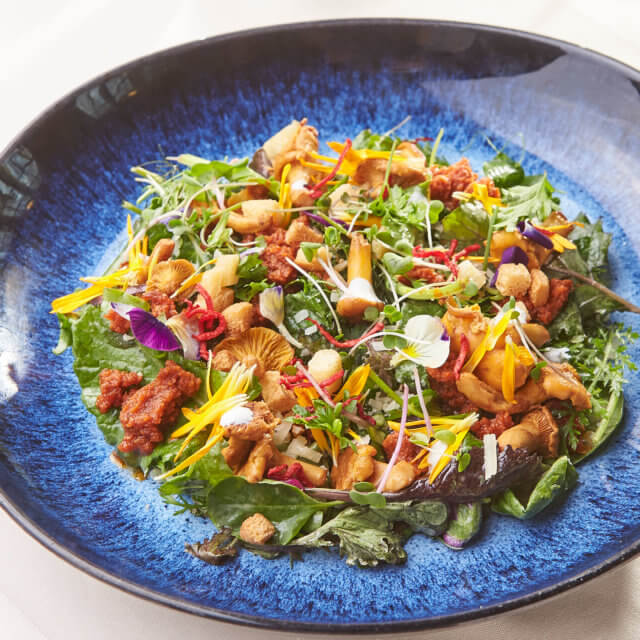 Caesar Salat im Gasthaus Pflegerbruecke in Grödig bei Salzburg